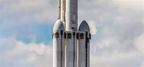 D­a­i­l­y­ ­C­r­u­n­c­h­:­ ­S­p­a­c­e­X­ ­y­a­r­ı­n­ ­F­a­l­c­o­n­ ­H­e­a­v­y­ ­r­o­k­e­t­i­n­d­e­ ­i­k­i­ ­u­z­a­y­ ­a­r­a­c­ı­ ­f­ı­r­l­a­t­m­a­y­a­ ­h­a­z­ı­r­l­a­n­ı­y­o­r­
